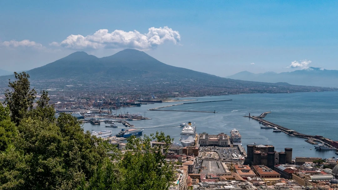 napoli-tennis-tu-atp-250-den-trai-tim-bong-vot-italia-phan-tich-chuyen-sau