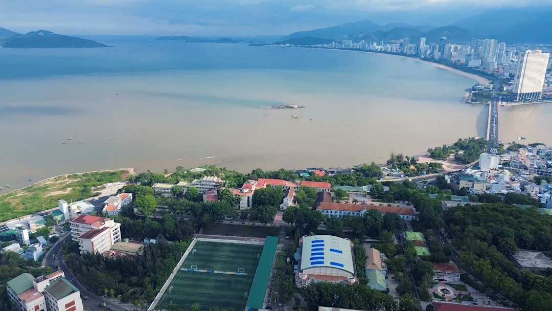 bong-da-360-xa-xuan-hoa-tieu-chuan-san-dau-hien-dai-theo-goc-nhin-chuyen-gia