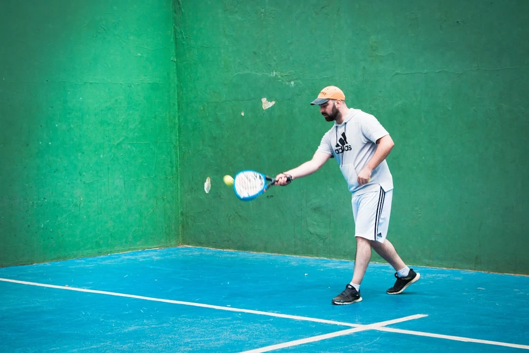 Musetti thể hiện kỹ thuật điêu luyện với cú trái một tay.